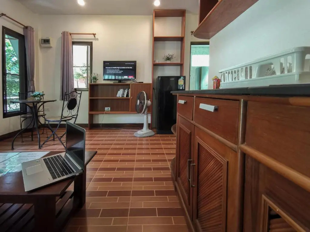 Harmony Naturist Resort Rawai Phuket 18yr minimum age only nudist nake d FKK