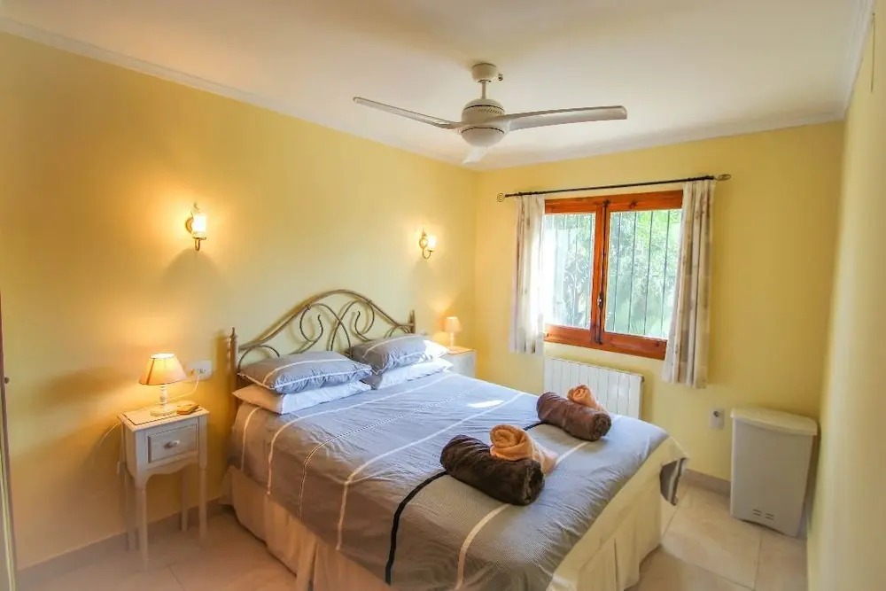 Simon - pretty holiday property with private pool in Benissa