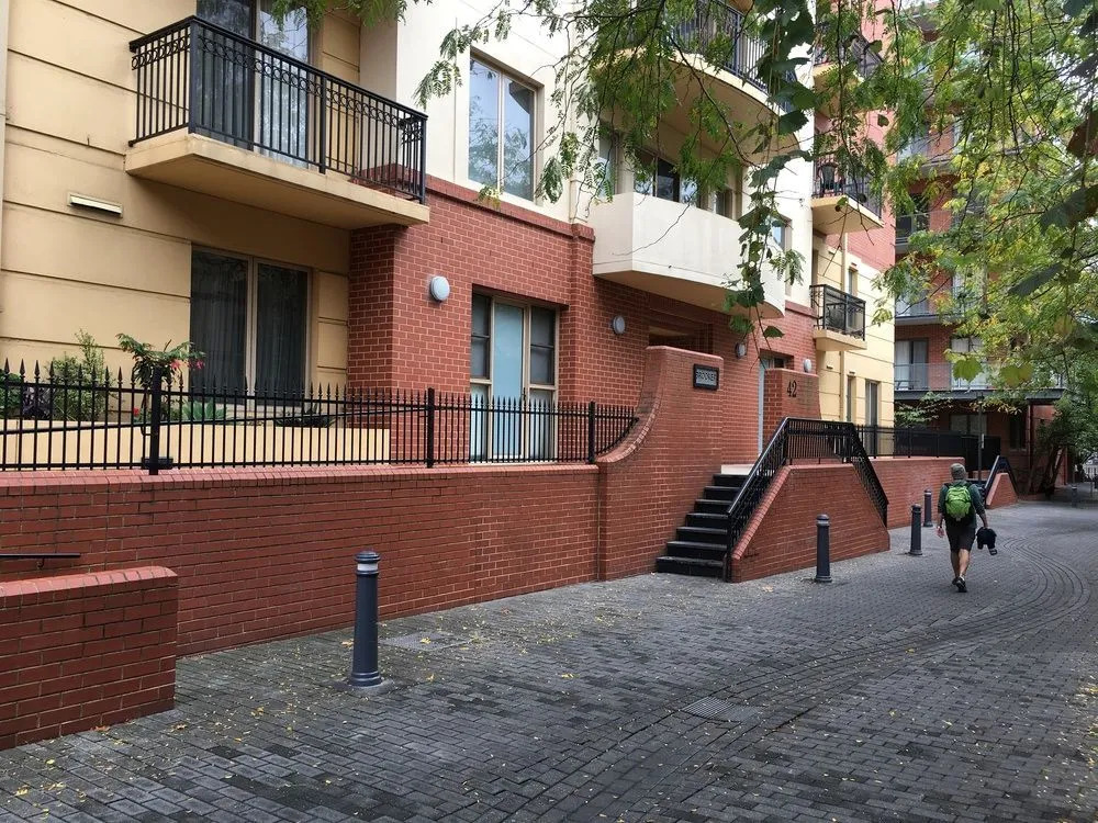 City Escape 3BD in Adelaides East End 5