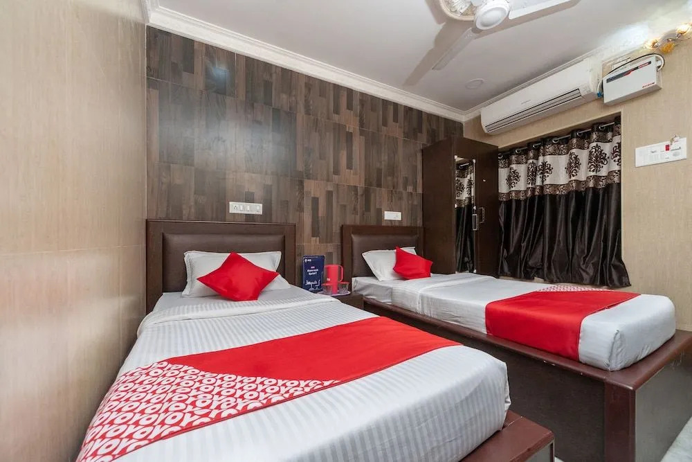 OYO 13006 Arumbakkam Inn