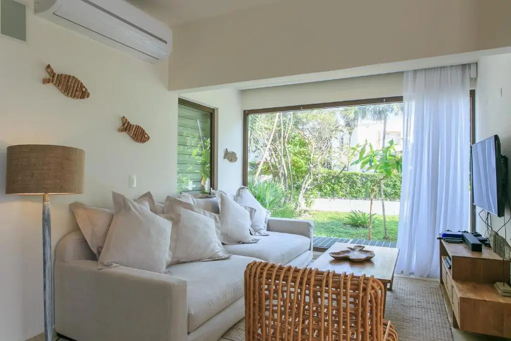 Steps to Best Beach VILLA UNICA 6Bedroom
