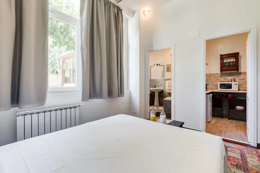 Elegant 1 bed Flat in Central Location
