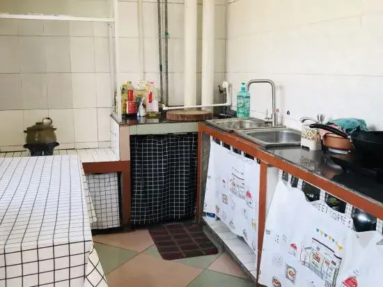 Hechi Qiqi Youth Hostel