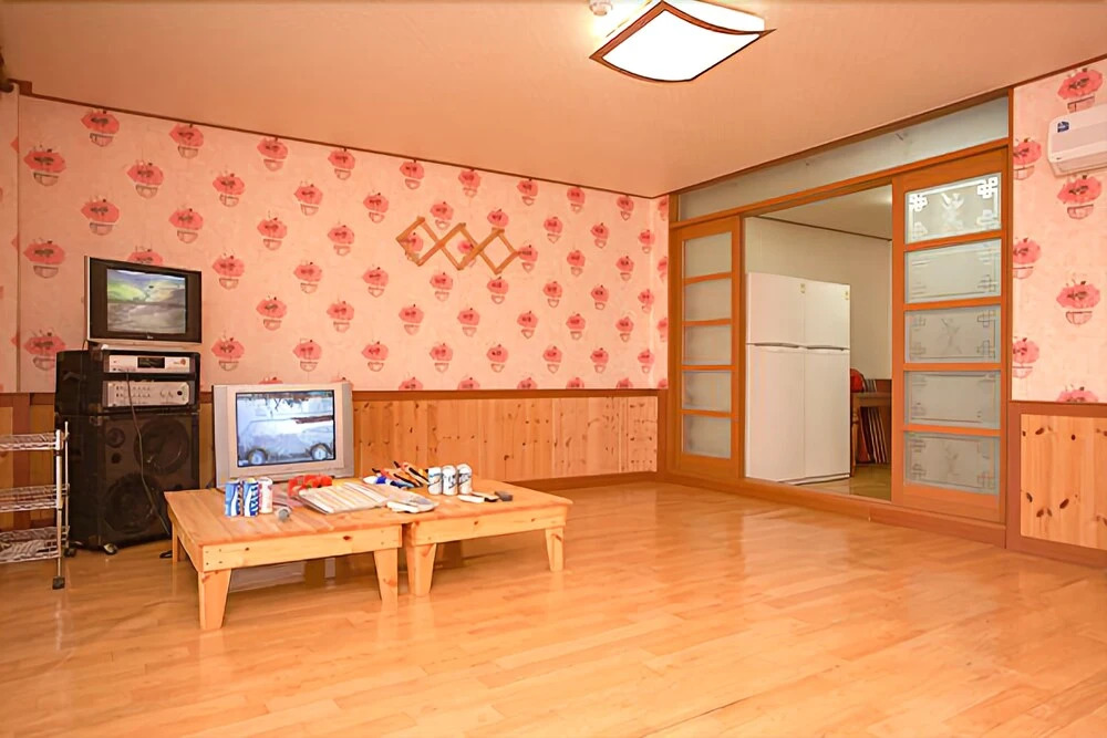 Taean Firenze Pension