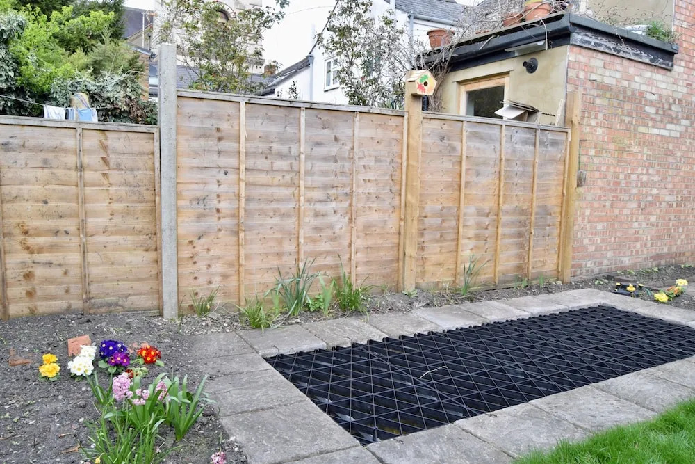 Spacious 3 Bedroom Family Home With Back Garden