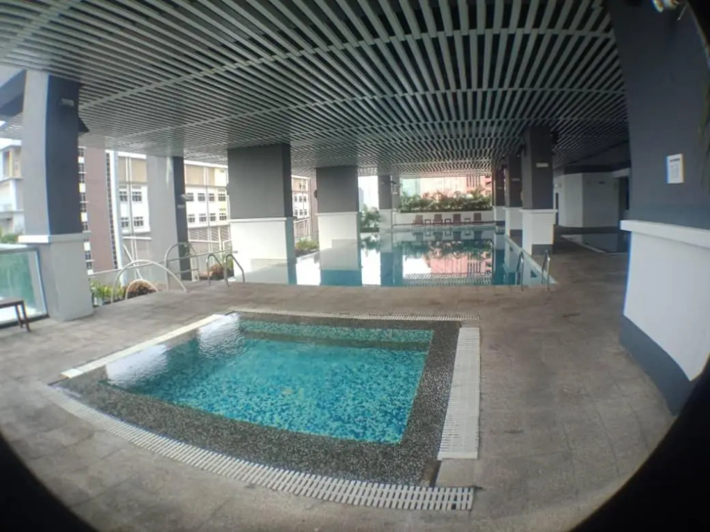 VUE RESIDENCES SERVICE SUITE -2 2rooms for 6 pax