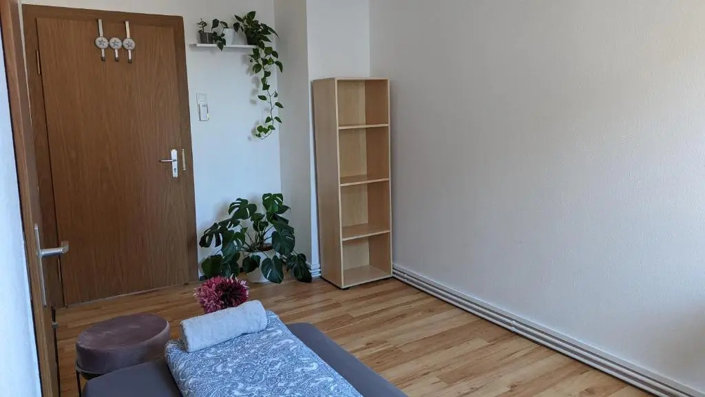 3 Bed Flat - Sleeps 6 - Pets - Parking - Wifi