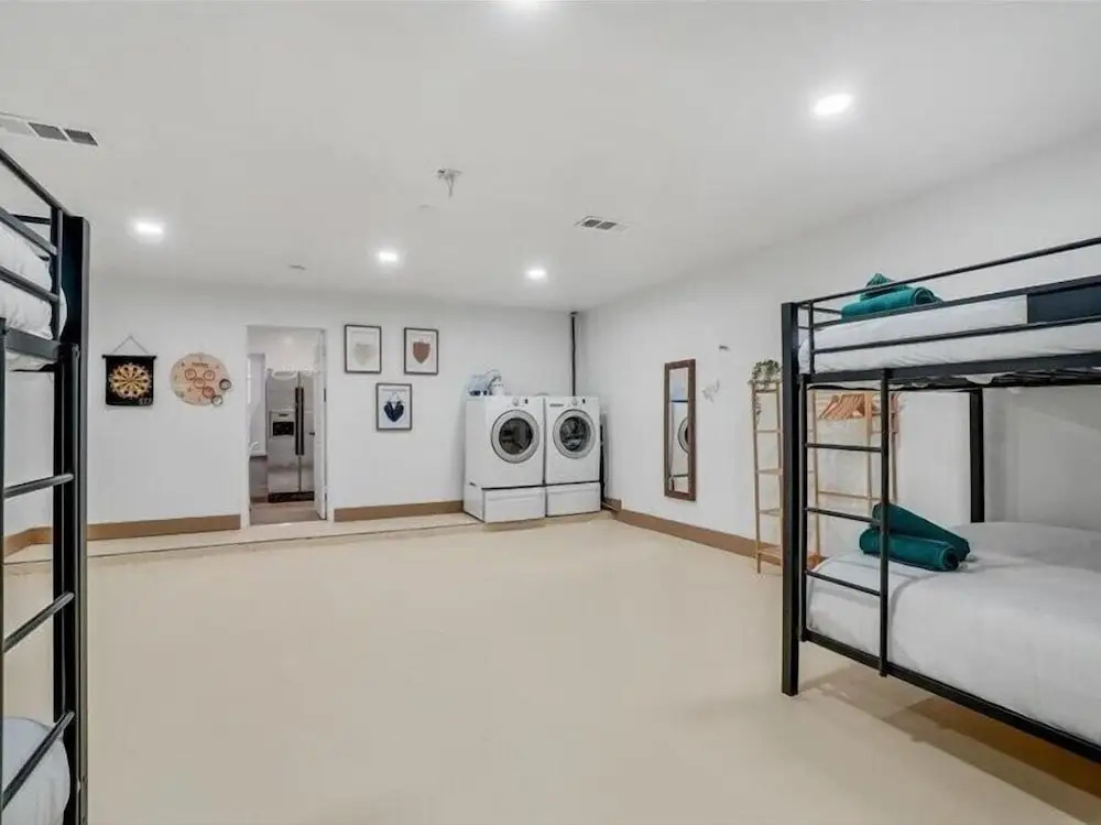 4BR 2B Home With Pool, Hot Tub, Fire Pit