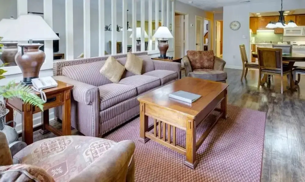Gatlinburg Ski Week! 2 Bedroom 2 Bath Full Kitchen Sleeps N6834