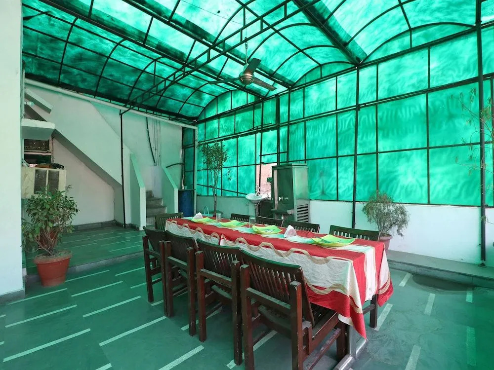 Hotel Mahajan Palace
