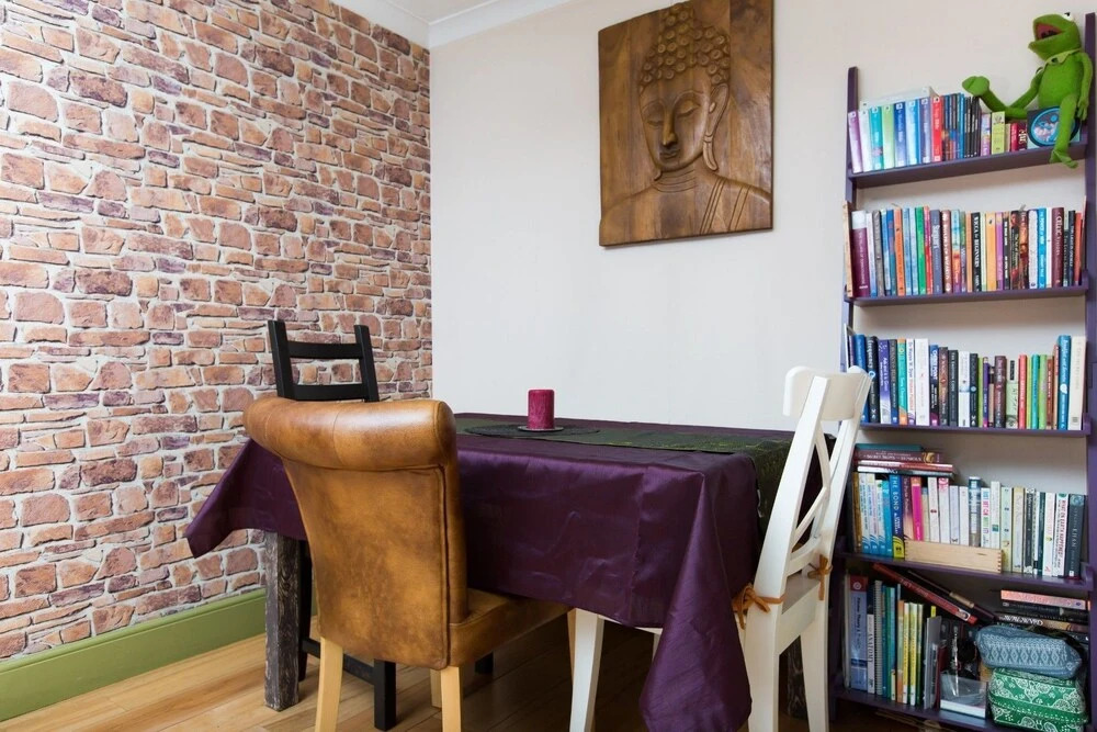 Charming 2BR Flat for 4 Overlooking Holyrood Park