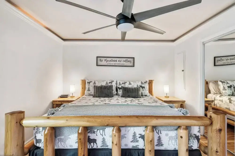 Lovely Cabin near GSMNP & Attractions