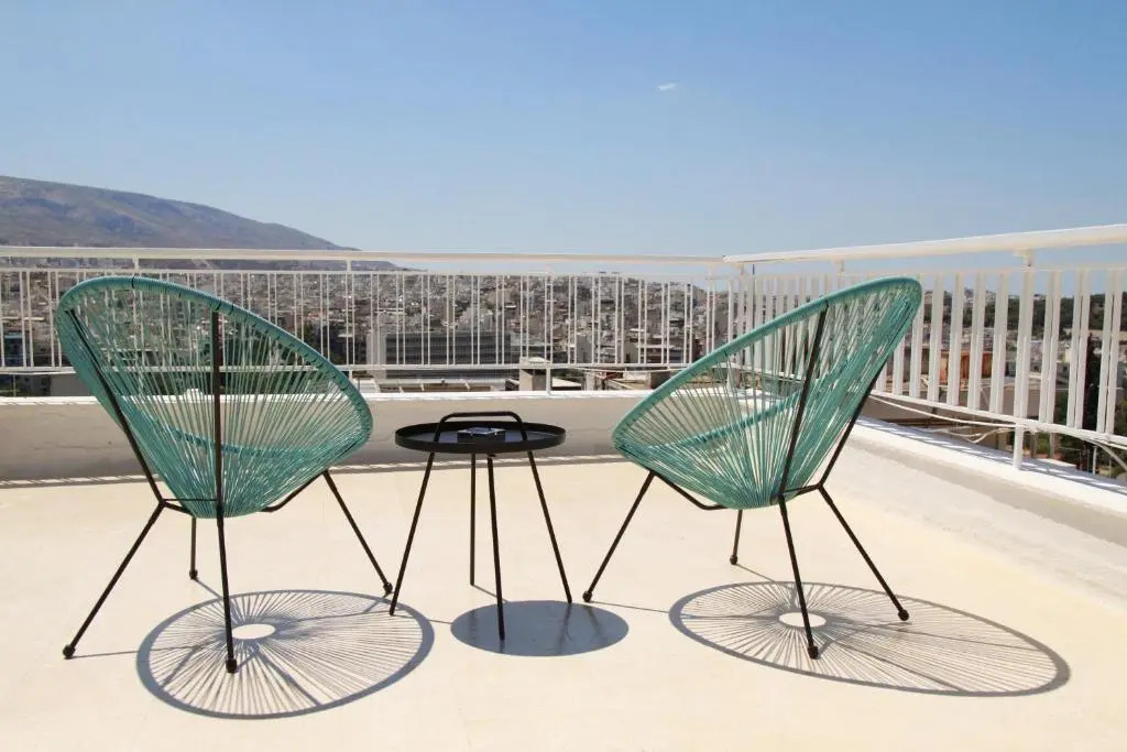 Homz AH02 Kolonaki Penthouse Studio