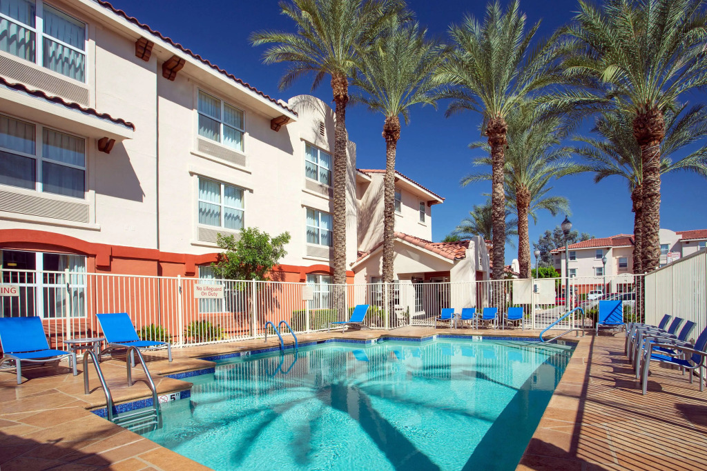 Sonesta Simply Suites Phoenix Scottsdale