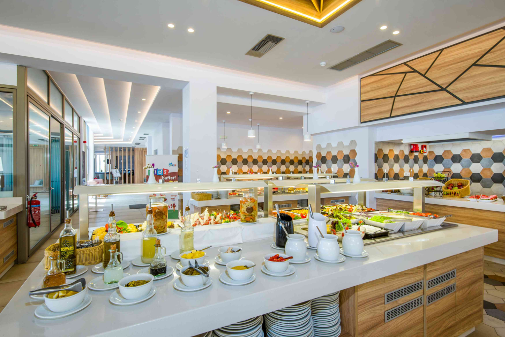 Kiani Beach Resort Family All Inclusive