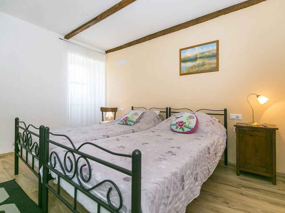Charming Holiday Home With Private Pool Near Labin, Beach 13 km