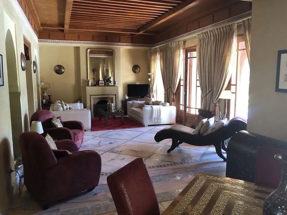 Villa Dar Shamsi