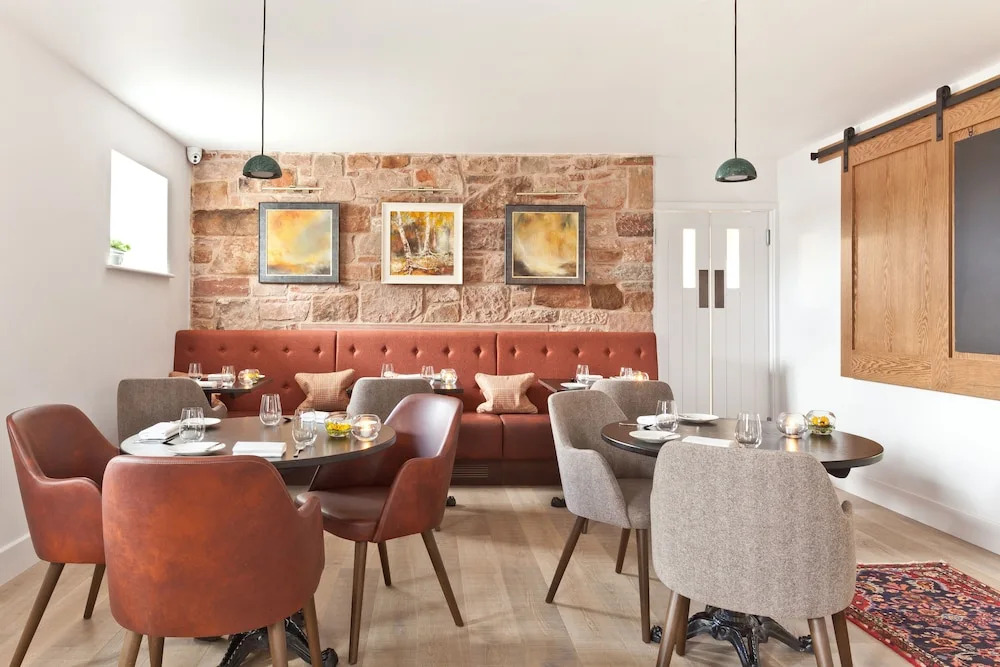 Pentonbridge Inn - Restaurant with Rooms