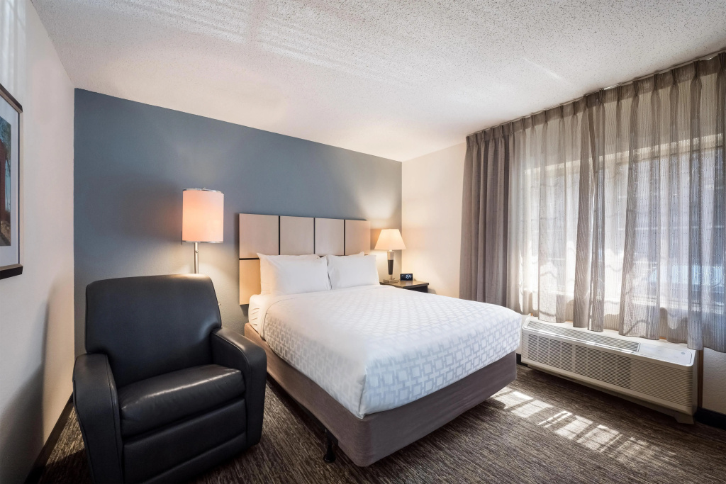 Sonesta Simply Suites Phoenix Glendale