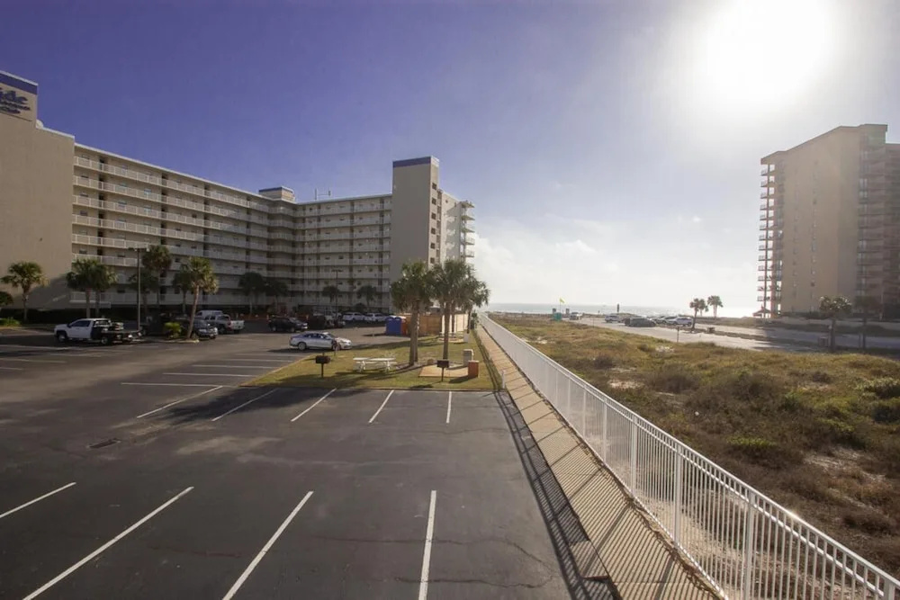 Seaside Beach & Racquet 2208 by Gold Star Vacation Rentals