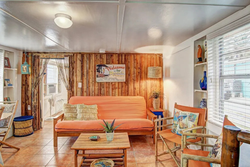 Seaweed Motel  NS731 - 1 Br Home