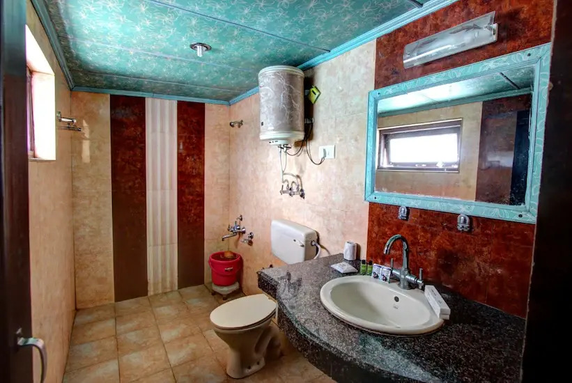 OYO 25050 Hotel Sukhsagar
