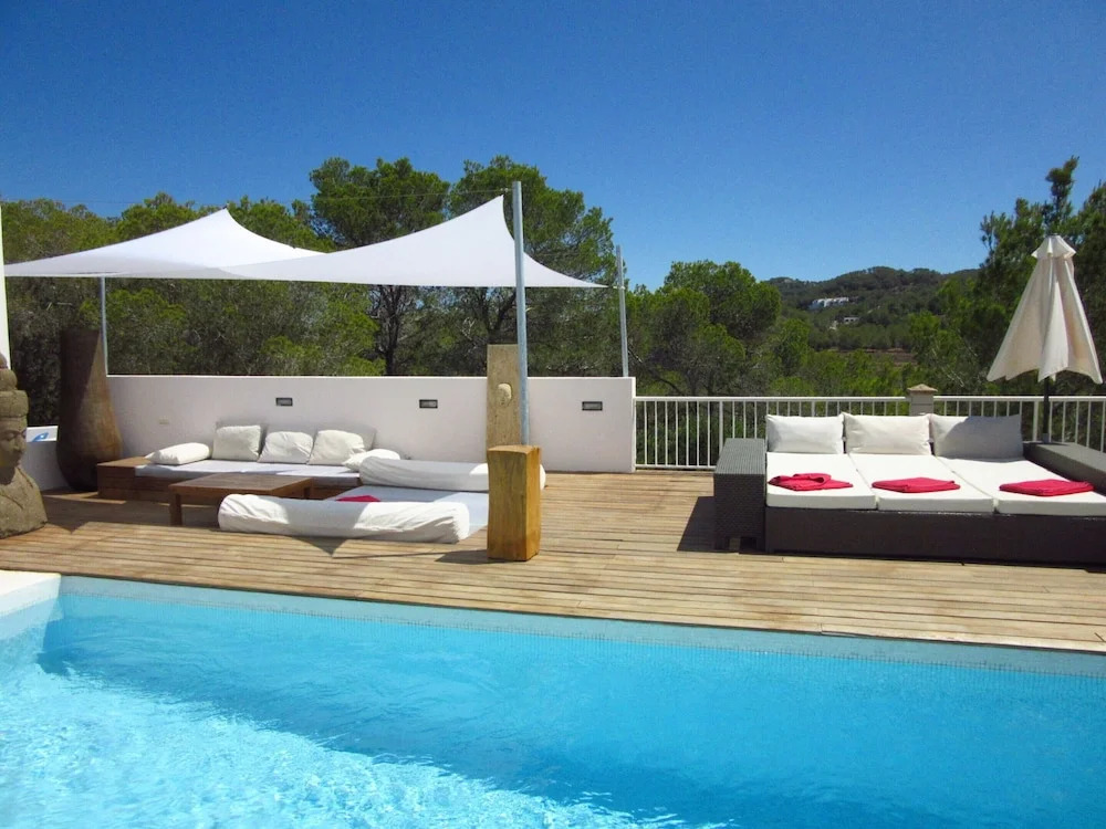 Villa in Cala Tarida With Private Pool & Sea View