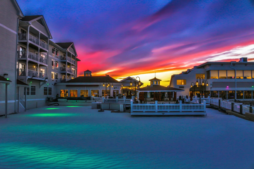 Rod N Reel Resort