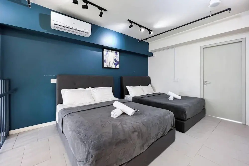 Tamarind Luxury Condo by Smarthome