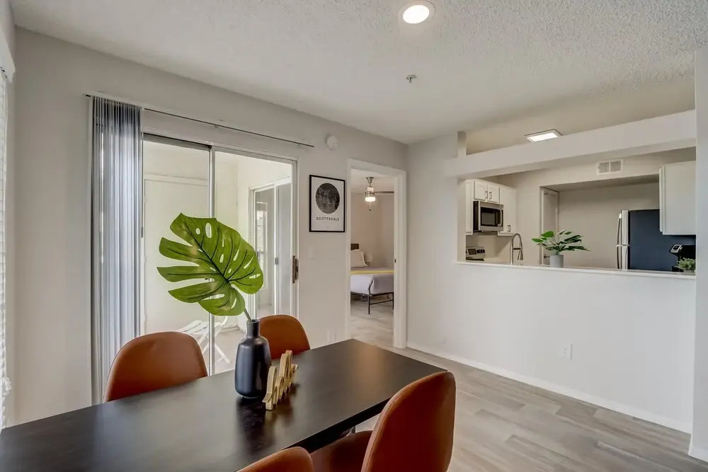 FRONTDESK Jade Scottsdale Apts Central Scottsdale