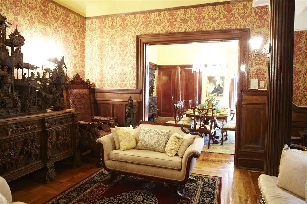 The New York Renaissance Home and Guesthouse