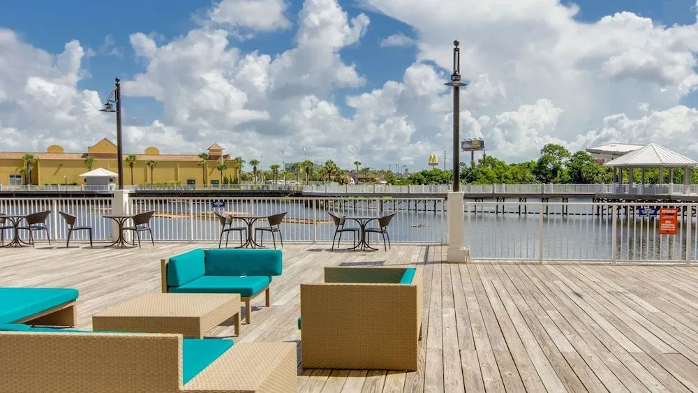 Laketown Wharf By Blueswell