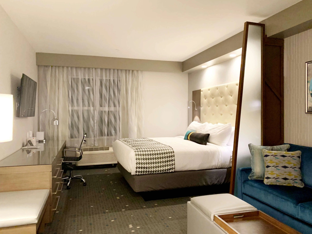 Best Western Premier Hotel at Fishers Landing
