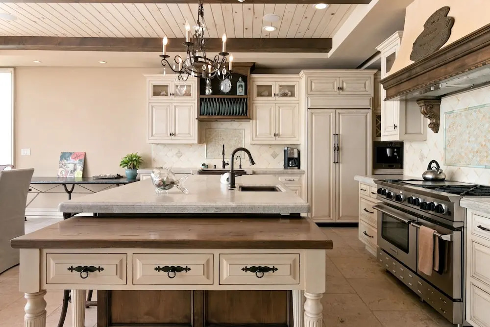 Absolute Oceanfront Opulence In Mussel Shoals 3 Bedroom Home