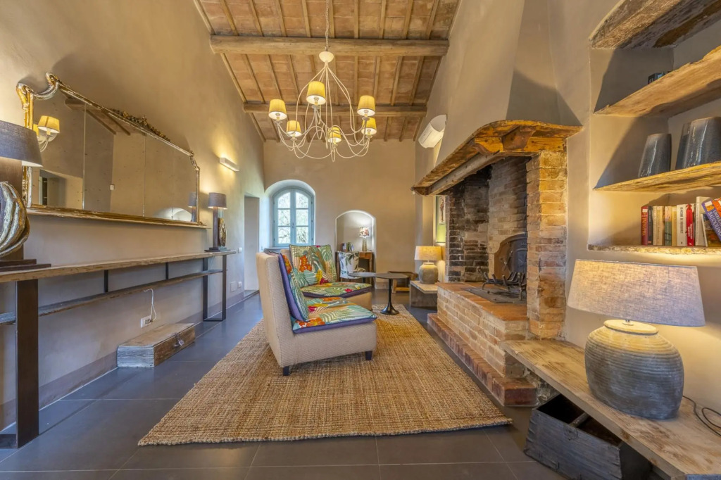 Villa Cotogna is a recently renovated luxury property, positioned on a majestic hill which boasts a-Villa Cotogna
