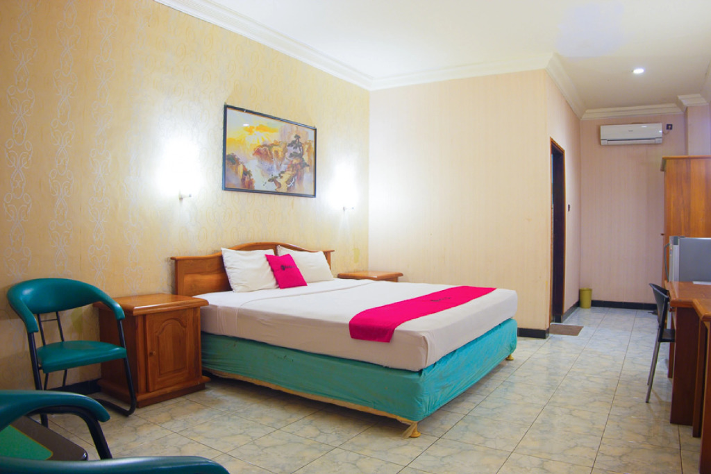 RedDoorz Plus @ Hotel Pantai Timor