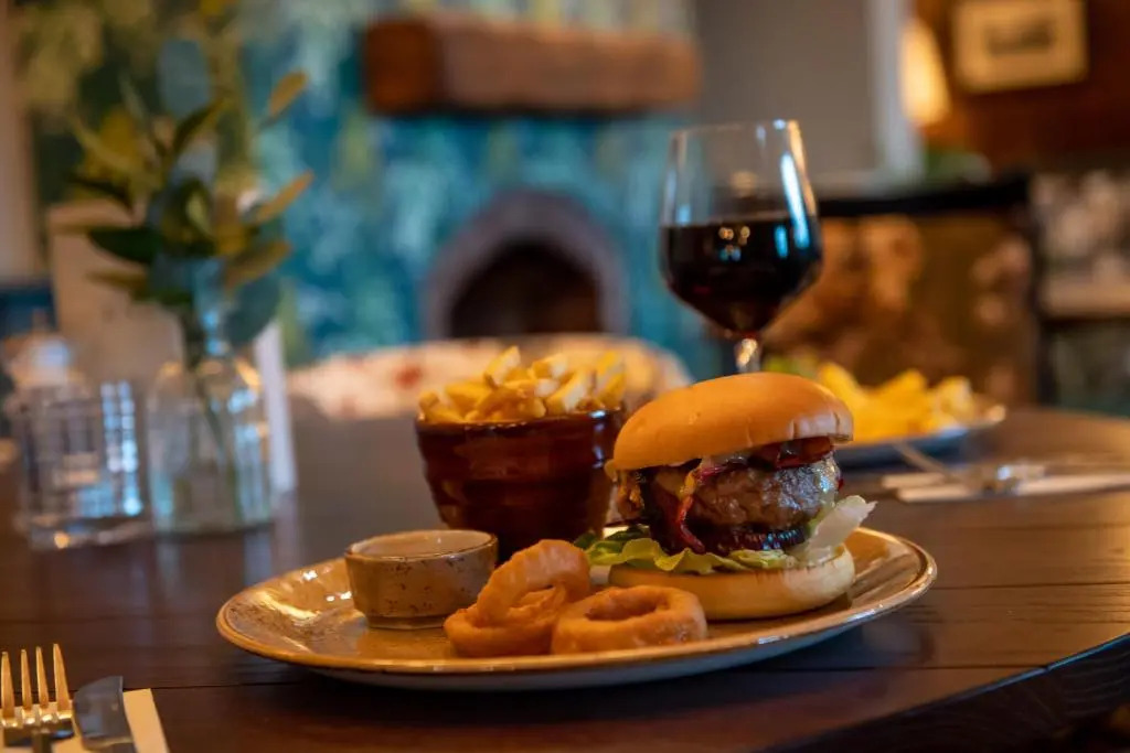 The Red Lion Inn by Chef & Brewer Collection