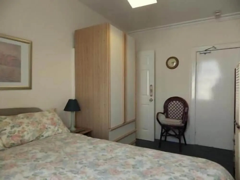 The Central Guesthouse