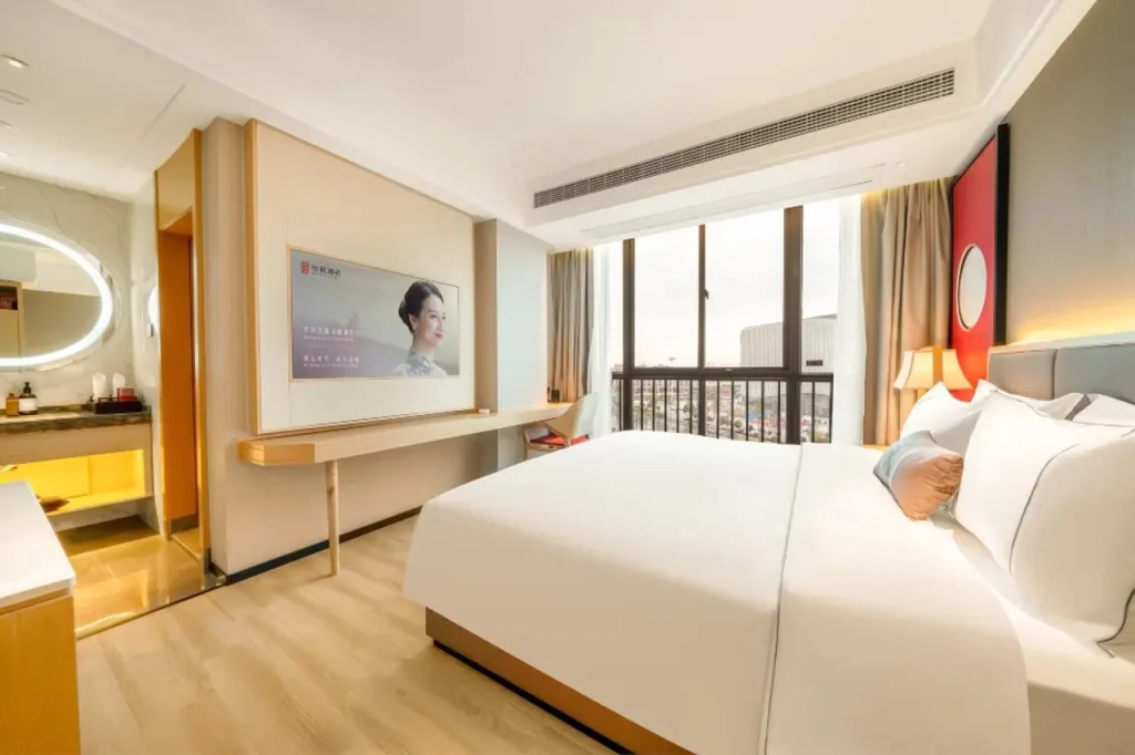 ECHENG Hotel (Yancheng North Station Aegean Shopping Park Store)