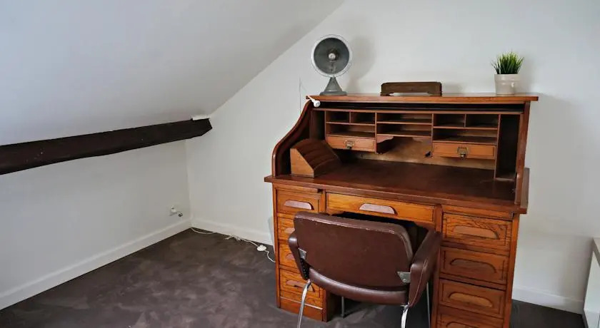 Little Suite - Edouard