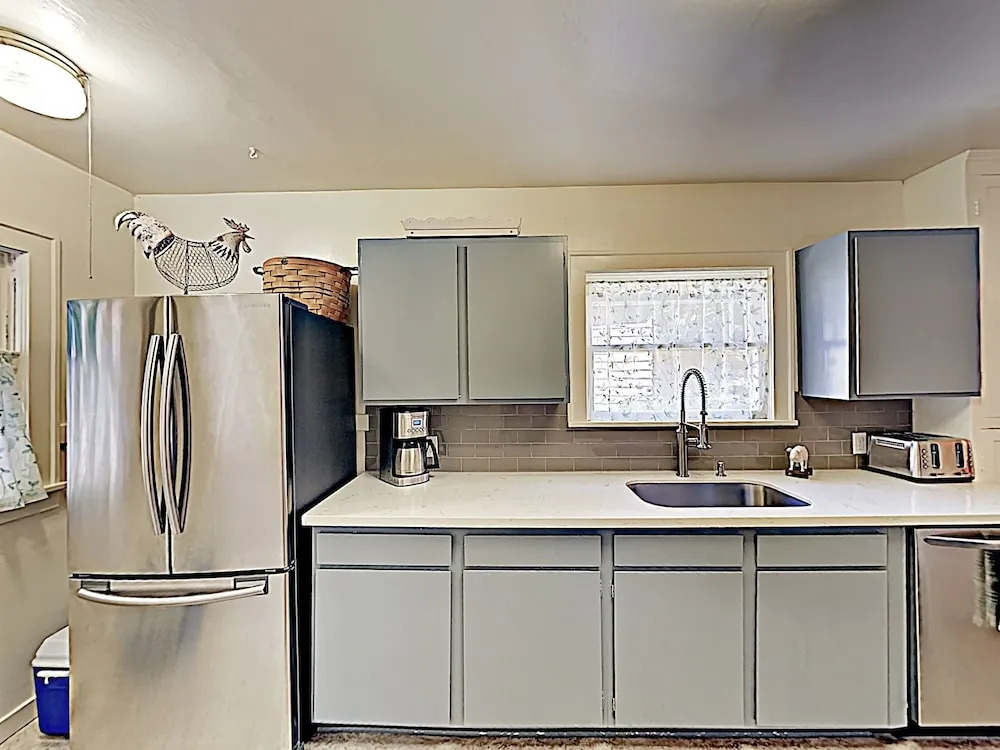 New Listing! Lovely & Spacious , Near Lake 4 Bedroom Home