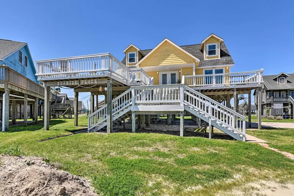Surfside Beach Home w/ Deck, Views & Beach Access!