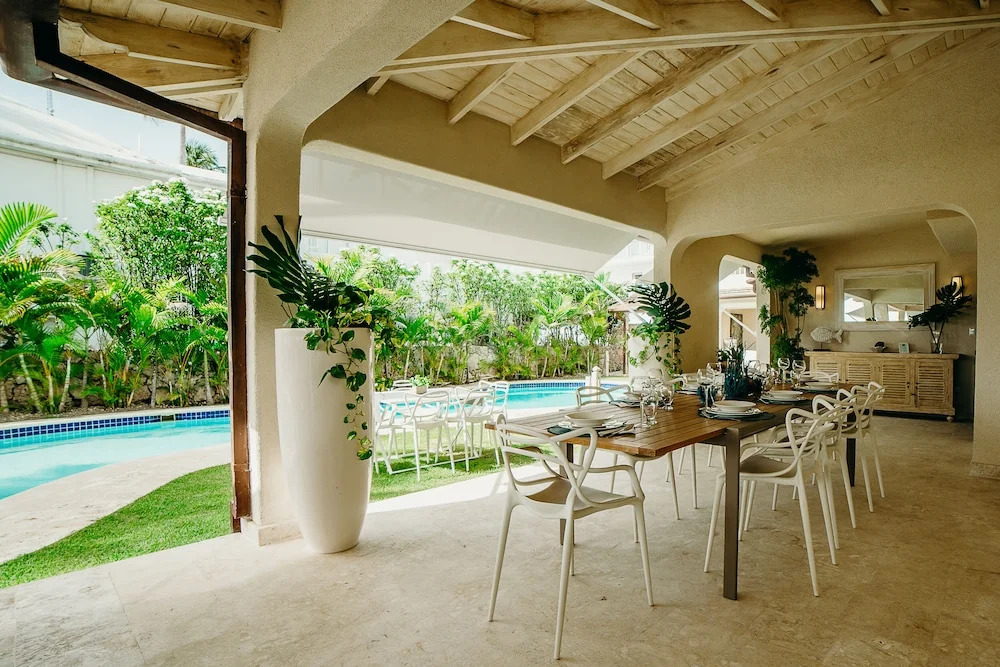 Residence by G Villa Long Beach