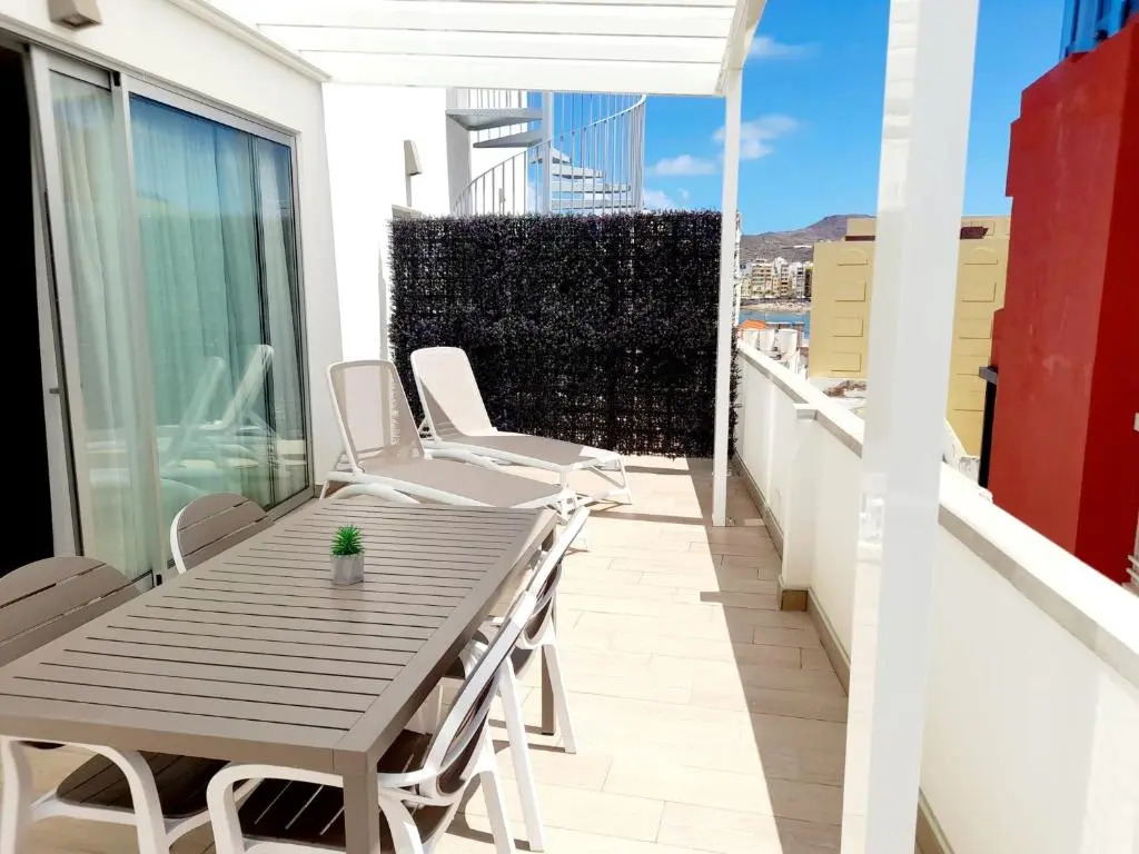 Malibú Canteras Ático 22 con Terraza - Penthouse with Terrace