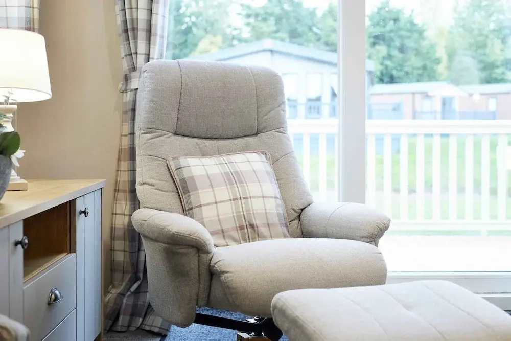 Host Stay Kinship Lodge