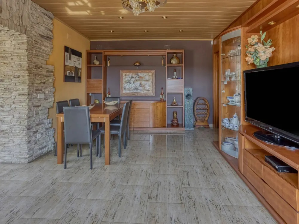 Villa Near Beach & Wineries