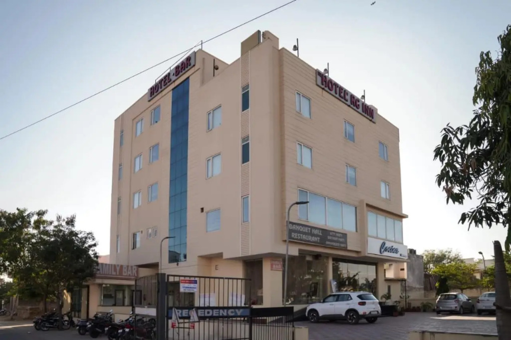 Hotel RG Inn