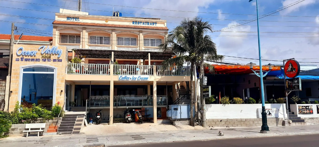 Ocean Valley Hotel