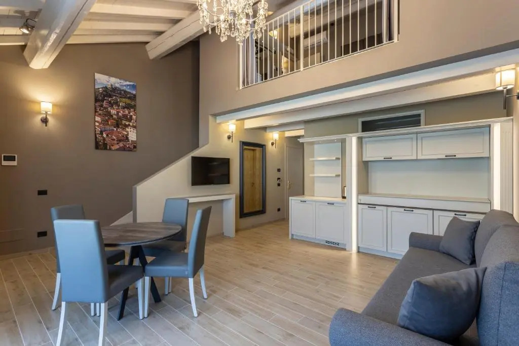 Luxury Apartments San Zeno