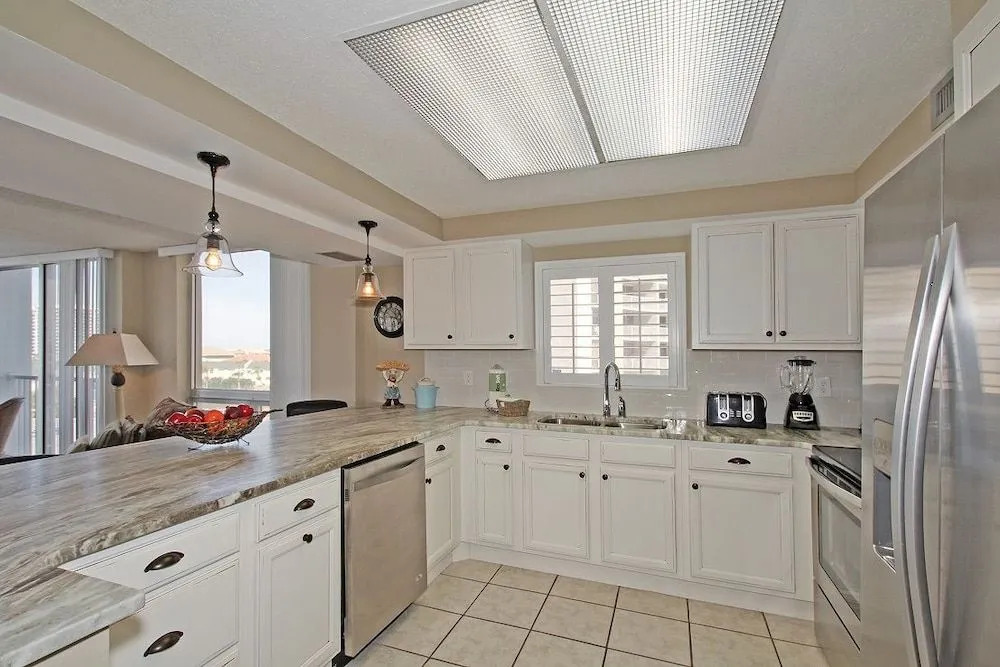 Shoreline 2051 Condo by RedAwning